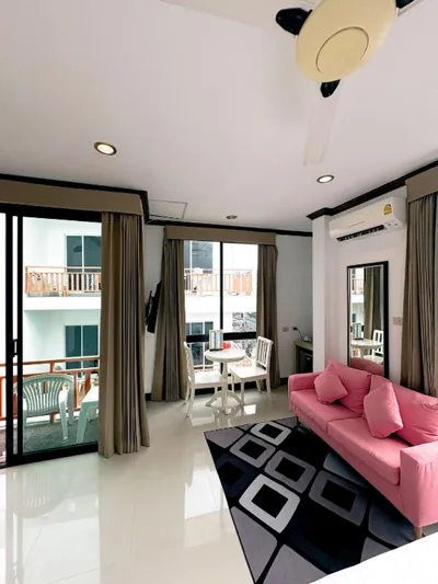 Kata Beachwalk Hotel and Bungalows – Fotos 8